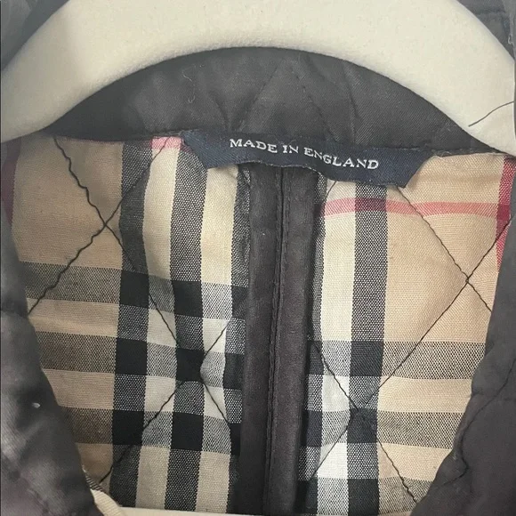 Burberry Quilted Women's Jacket - Picture 2 of 8